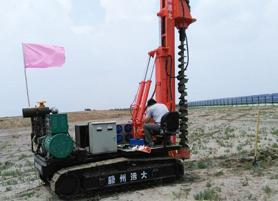 滕州青青草视频污太陽能履帶青青草视频在线下载施工現場