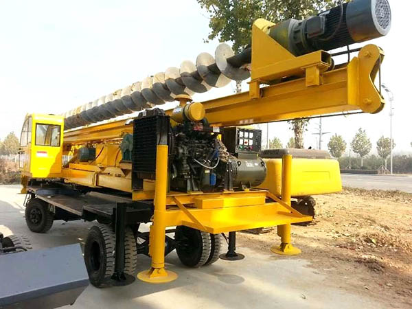 滕州青青草视频污建築機械廠小型汽車雙軌道青青草视频在线下载工廠實物圖